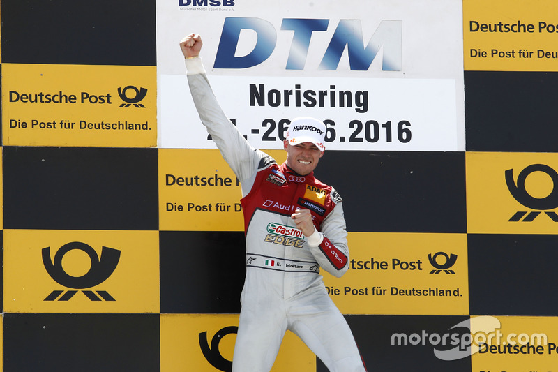 Podio: il vincitore della gara Edoardo Mortara, Audi Sport Team Abt Sportsline, Audi RS 5 DTM