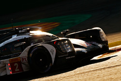 #2 Porsche Team Porsche 919 Hybrid: Romain Dumas, Neel Jani, Marc Lieb