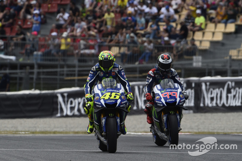 Valentino Rossi, Yamaha Factory Racing, Jorge Lorenzo, Yamaha Factory Racing