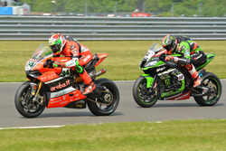 Tom Sykes, Kawasaki Racing Team & Davide Giugliano, Aruba.IT Racing - Ducati