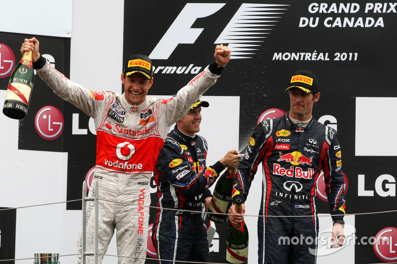 Jenson Button, McLaren Mercedes; Sebastian Vettel, Red Bull Racing; Mark Webber (AUS), Red Bull Raci