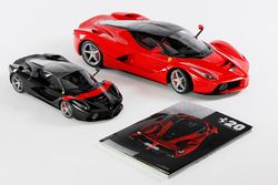 Amalgam Collection - Ferrari LaFerrari in scala 1/12 1/8