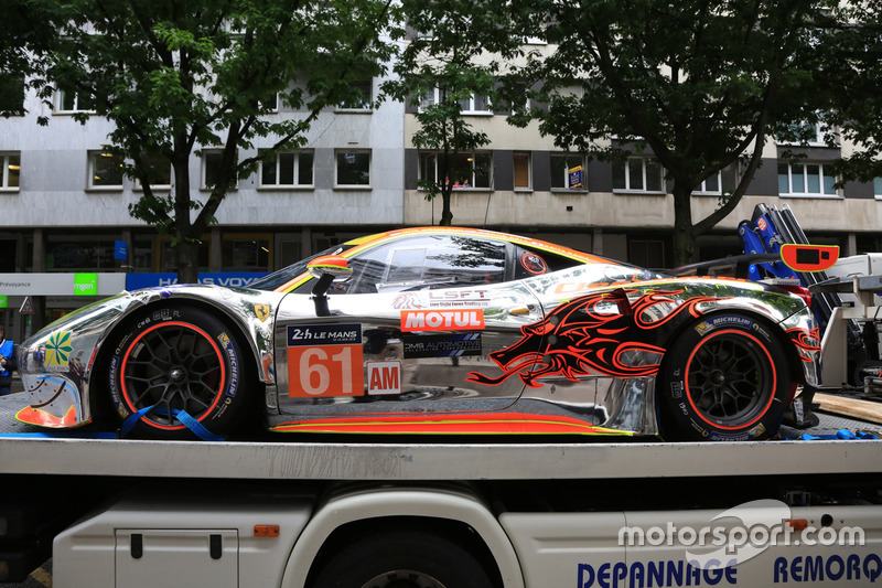 #61 Clearwater Racing Ferrari 458 Italia