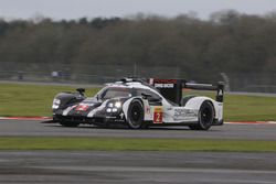 #2 Porsche Team Porsche 919 Hybrid: Romain Dumas, Neel Jani, Marc Lieb