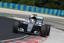 Lewis Hamilton, Mercedes AMG F1 W07 Hybrid