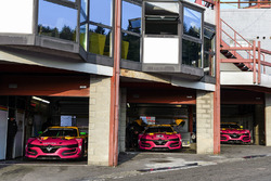 Atmosfera in pitlane