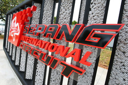 Panneau et logo du Sepang International Circuit