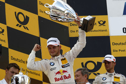 Podium: le vainqueur Marco Wittmann, BMW Team RMG, BMW M4 DTM