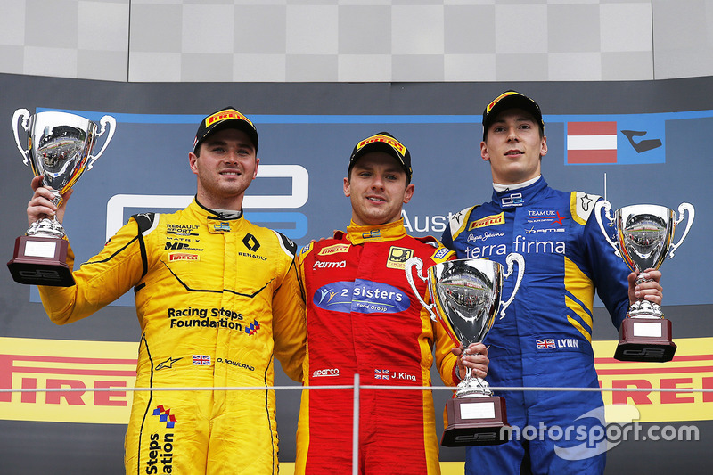 Podium: 1. Jordan King, Racing Engineering; 2. Oliver Rowland, MP Motorsport; 3. Alex Lynn, DAMS