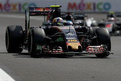 Carlos Sainz Jr., Scuderia Toro Rosso STR11
