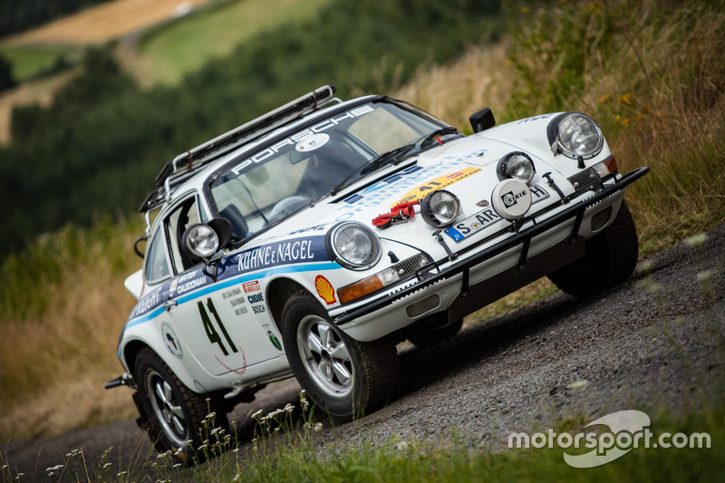 Classic Porsche rallycar