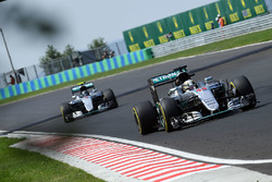 Lewis Hamilton, Mercedes AMG F1 W07 Hybrid