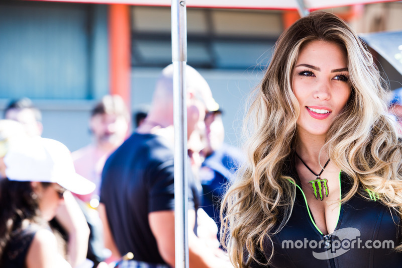 Grid girl