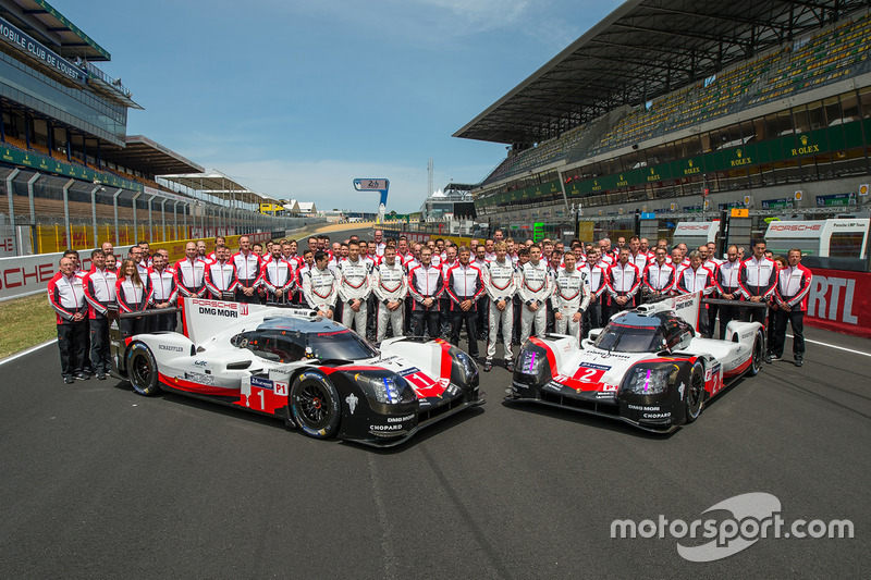 Foto de grupo de Porsche Team