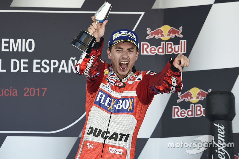 Primer podio para Lorenzo con Ducati, en Jerez