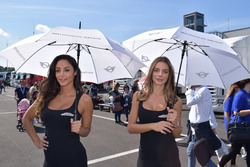 Grid girls