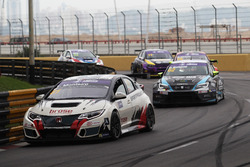 Tiago Monteiro, West Coast Racing, Honda Civic TCR; Dusan Borkovic, B3 Racing Team, SEAT León SEQ