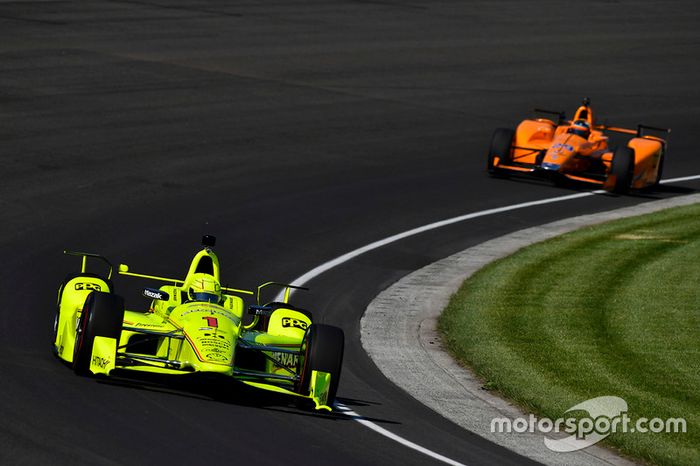 Simon Pagenaud, Team Penske Chevrolet, Fernando Alonso, Andretti Autosport Honda