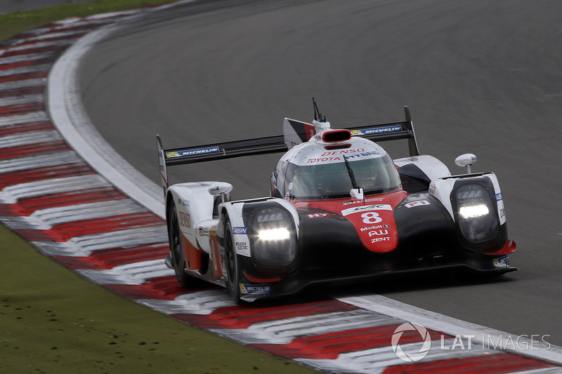 #8 Toyota Gazoo Racing Toyota TS050 Hybrid: Anthony Davidson, Sébastien Buemi, Kazuki Nakajima