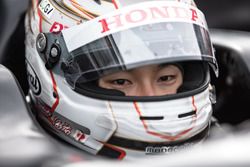 Тадасуке Макино, Hitech Grand Prix, Dallara F317 – Mercedes-Benz