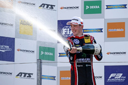 Podio: il secondo classificato Joel Eriksson, Motopark