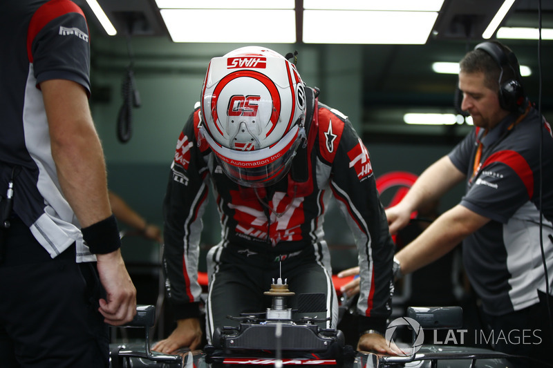Тест-пилот Haas F1 Team Антонио Джовинацци