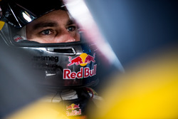 Shane van Gisbergen, Triple Eight Race Engineering Holden