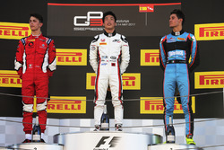 Podium: race winner Nirei Fukuzumi, ART Grand Prix, second place Leonardo Pulcini, Arden International, third place Alessio Lorandi, Jenzer Motorsport