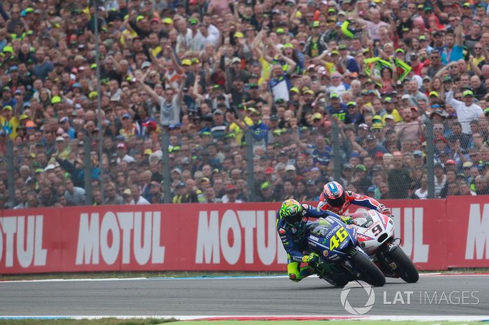 Valentino Rossi, Yamaha Factory Racing, Danilo Petrucci, Pramac Racing