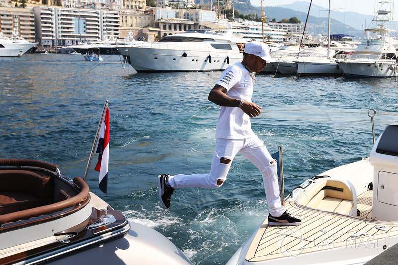 Lewis Hamilton, Mercedes AMG F1