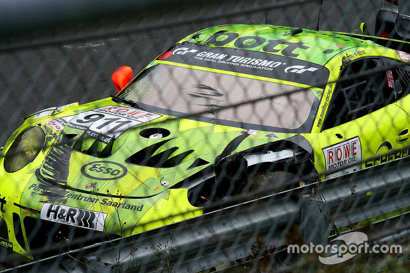 Unfall Kevin Estre, Matteo Cairoli, Manthey Racing, Porsche 911 GT3-R