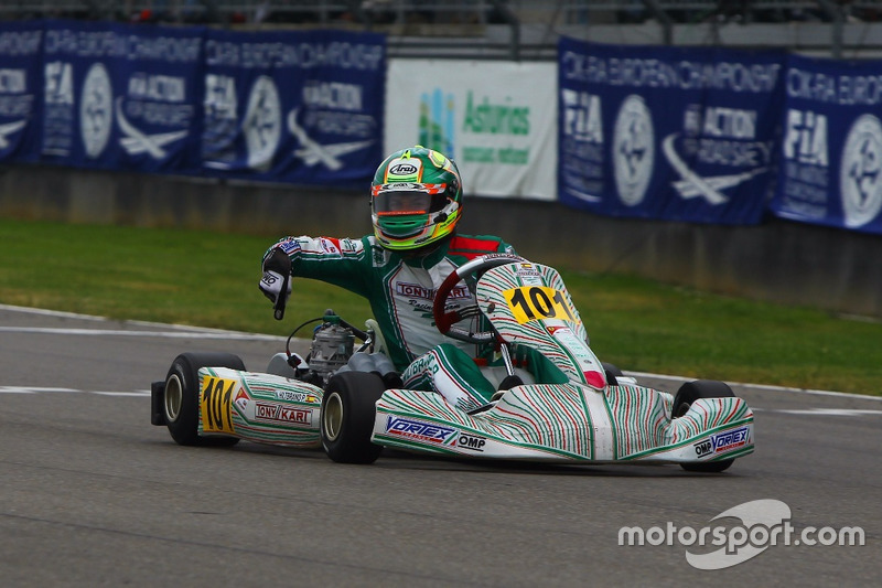 Pedro Hiltbrand, Tony Kart