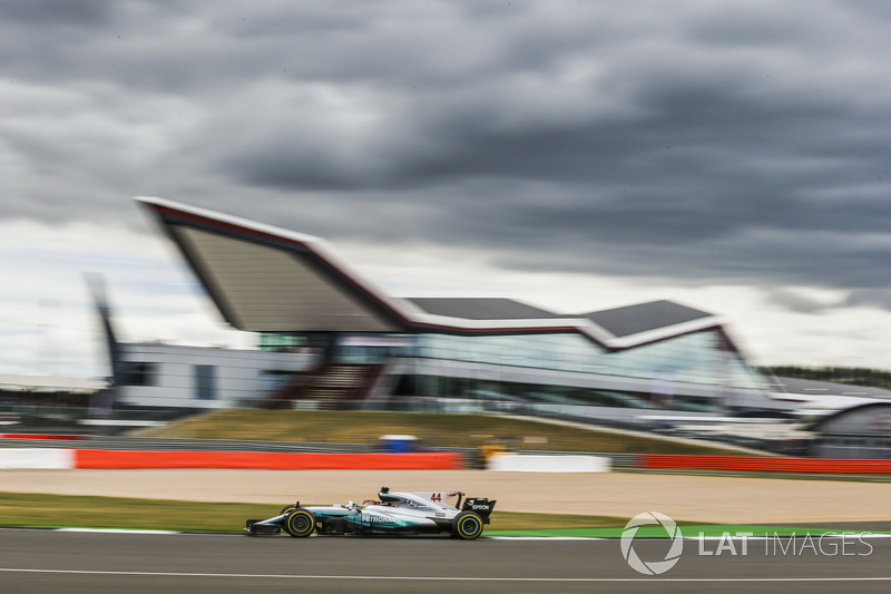 Lewis Hamilton, Mercedes AMG F1 W08