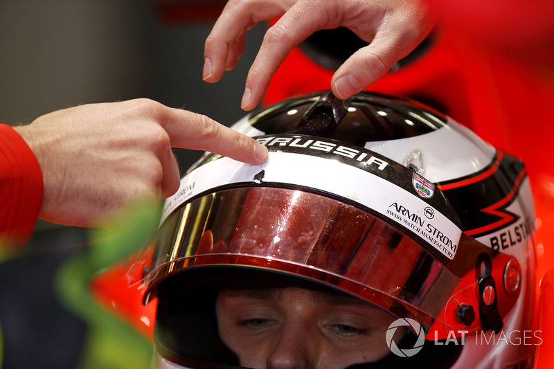 Nürburgring 2013 : un débris frappe le casque de Max Chilton