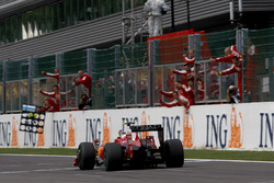 Race winner Kimi Raikkonen, Ferrari F60
