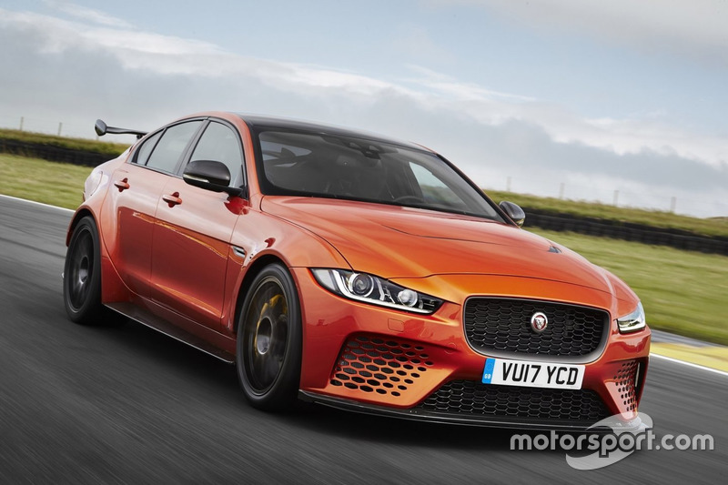 Jaguar XE SV Project 8