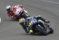 Valentino Rossi, Yamaha Factory Racing, almost crashing
