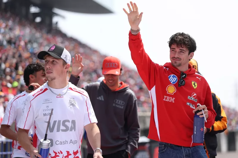 Charles Leclerc, Ferrari, Liam Lawson, Racing Bulls