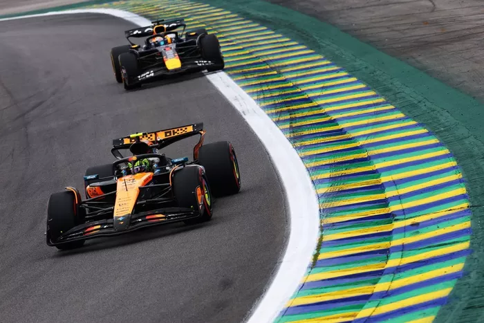 Lando Norris, McLaren, Max Verstappen, Red Bull Racing