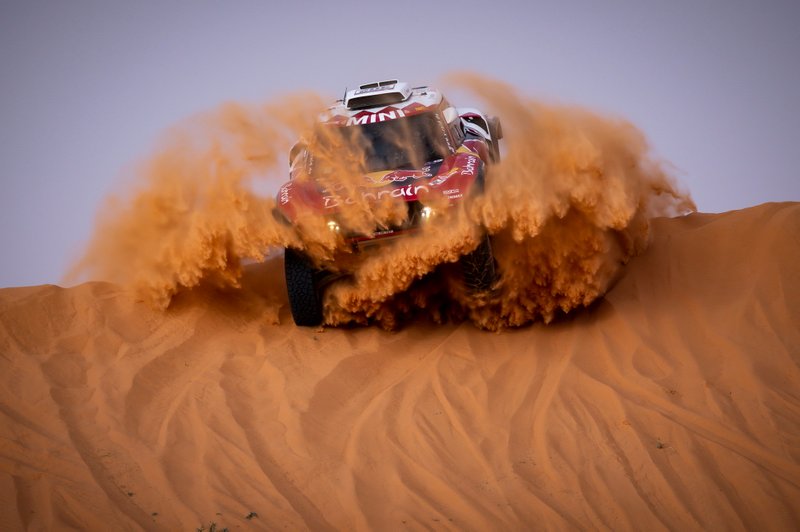 #302 JCW X-Raid Team: Stephane Peterhansel, Paulo Fiuza