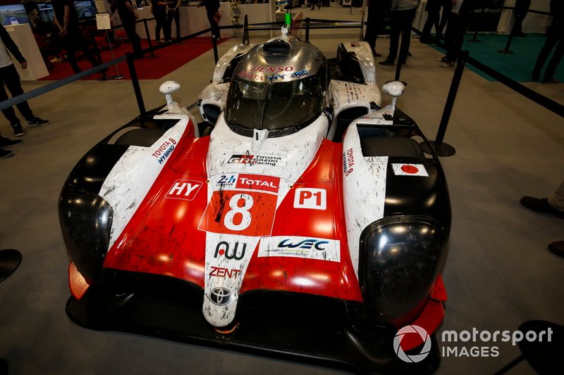 Coche de las 24 Horas de Le Mans Toyota ganador 2019 de Sébastien Buemi, Kazuki Nakajima y Fernando Alonso