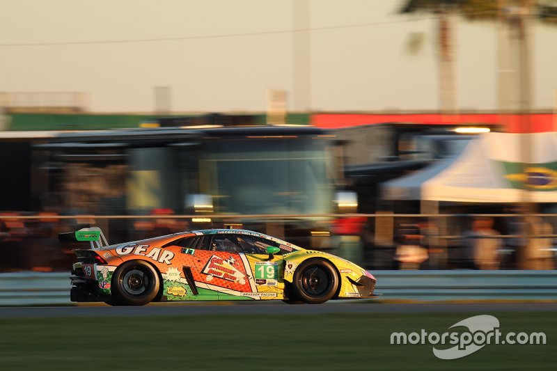 #19 GEAR Racing powered by GRT Grasser Lamborghini Huracan GT3: Christina Nielsen, Katherine Legge, Tatjana Calderon, Rahel Frey