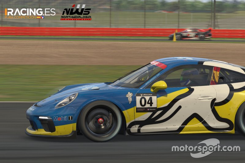 Imagen de la sexta carrera de la ESL MAPFRE Racing