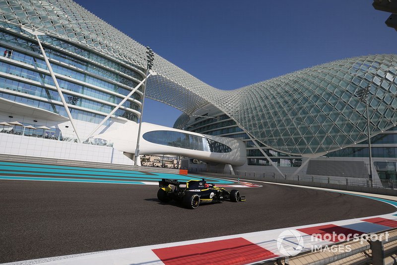 Esteban Ocon, Renault R.S. 19