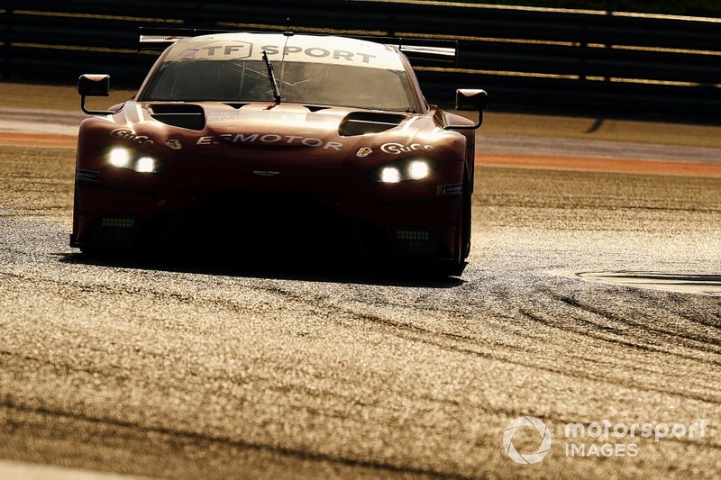 #90 TF Sport Aston Martin Vantage: Salih Yoluc, Charles Eastwood, Jonathan Adam