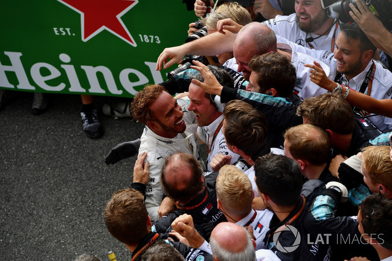 Lewis Hamilton győzelme az Olasz Nagydíjon