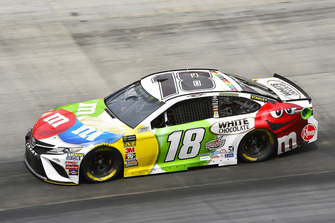 Kyle Busch, Joe Gibbs Racing, Toyota Camry M&M's White Chocolate