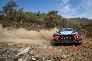 Thierry Neuville, Nicolas Gilsoul, Hyundai Motorsport Hyundai i20 Coupe WRC