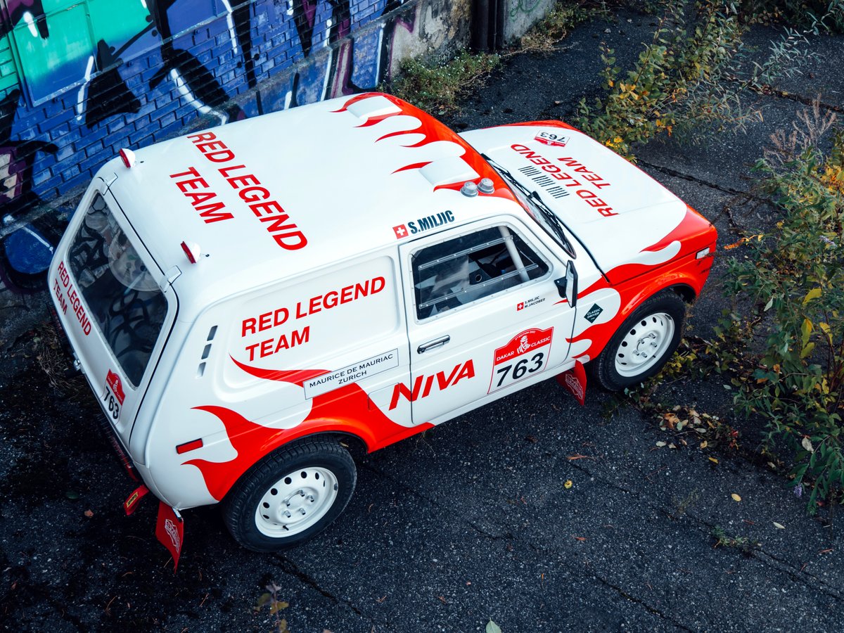 LADA Niva Red Legend