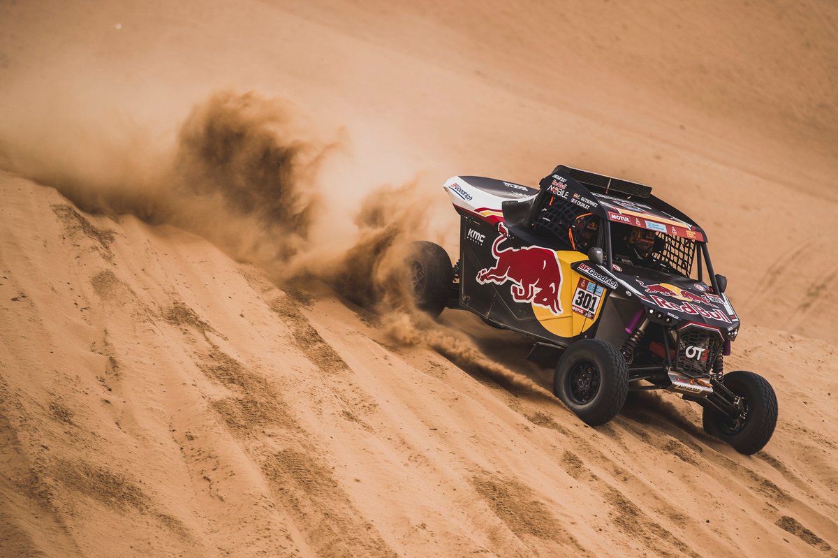 #301 Red Bull Off-Road Team USA: Cristina Gutierrez, Francois Cazalet